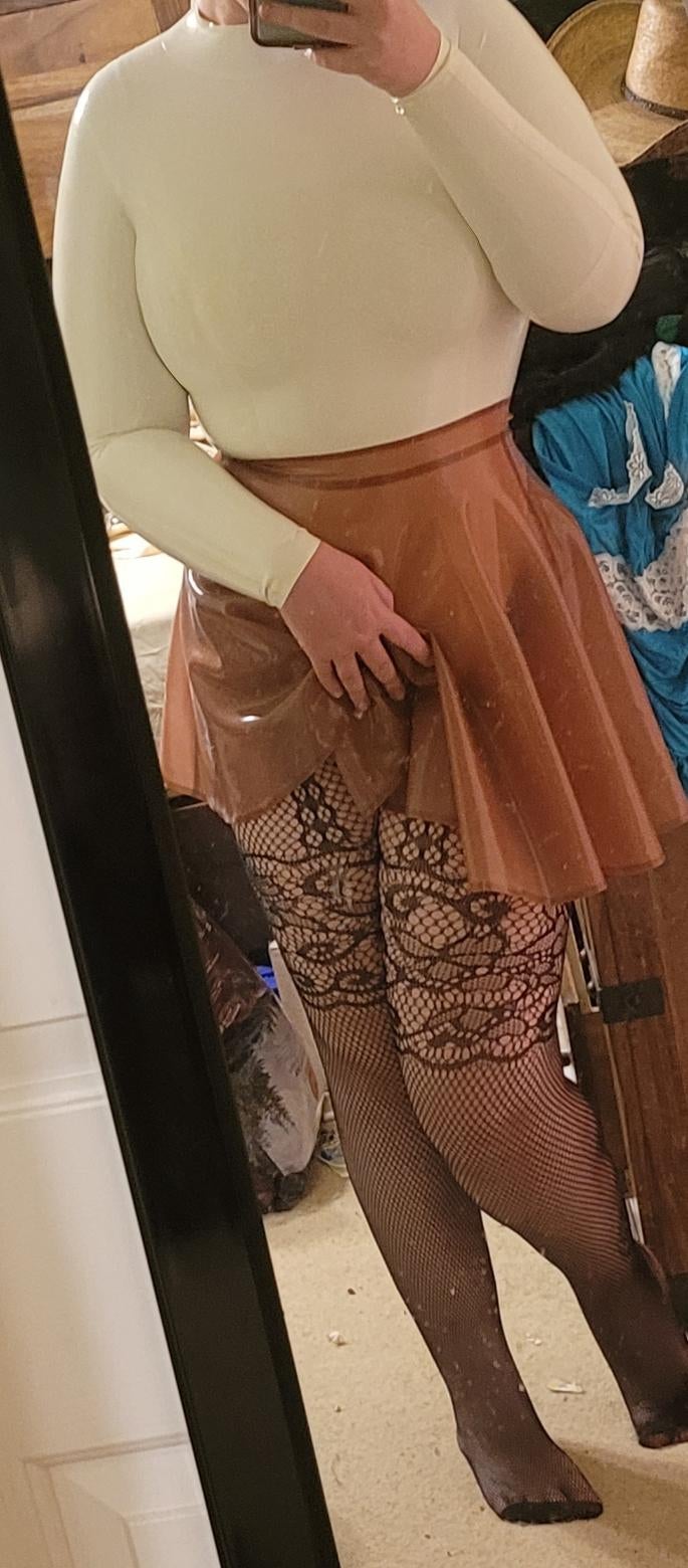 I Made A New Account Just For Latex 💚