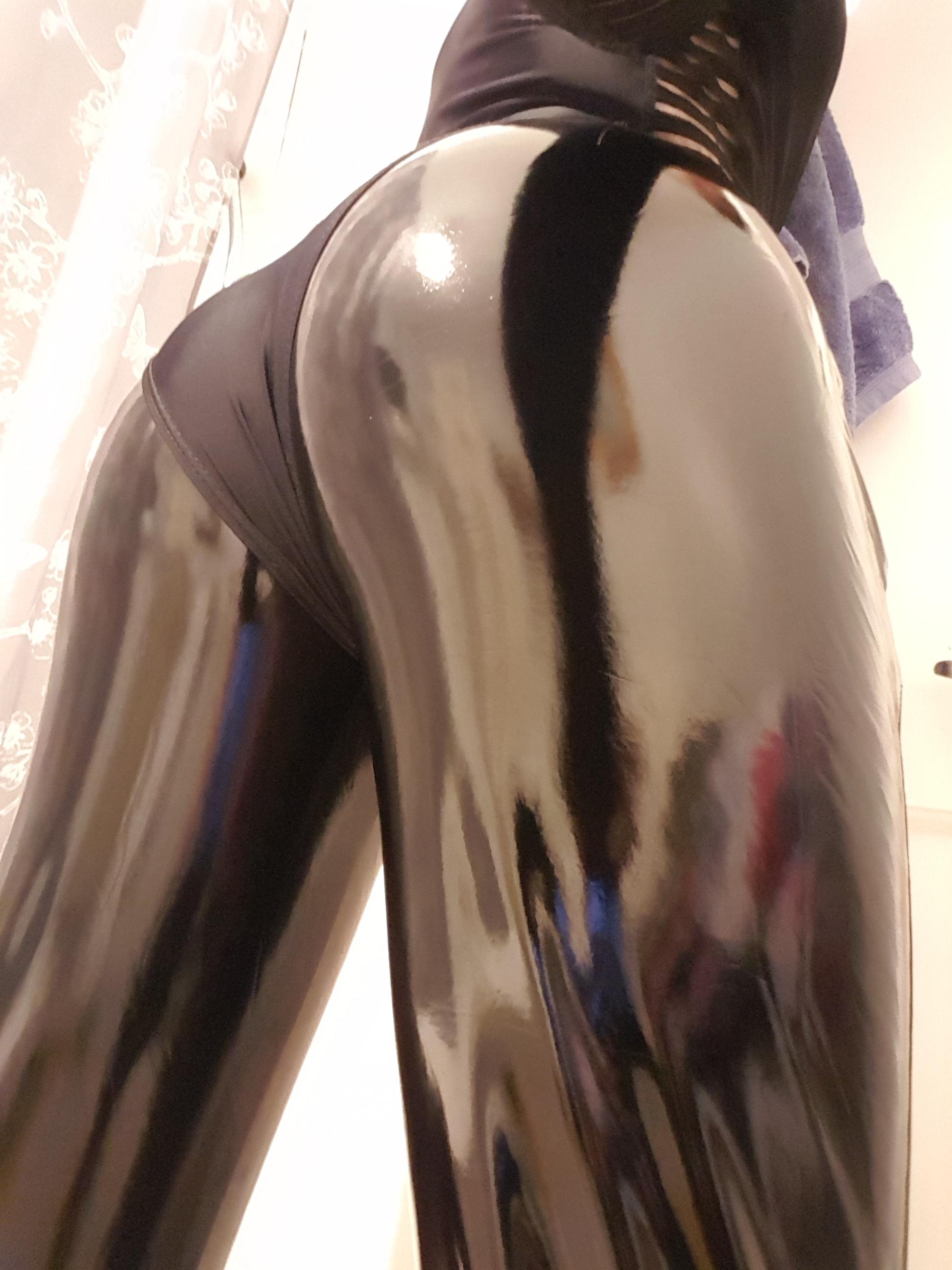 These Leggings Are Very Fun !