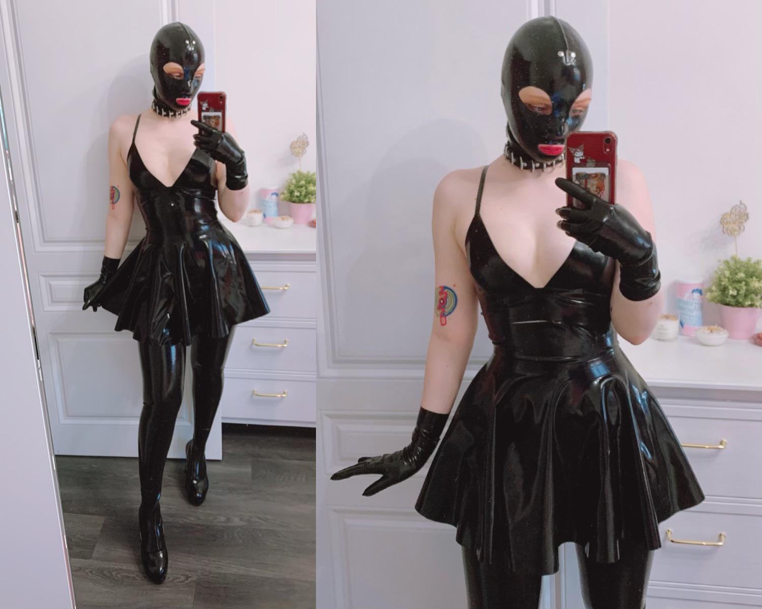 Feel Like A Sex Doll In This Latex Hood ~🖤