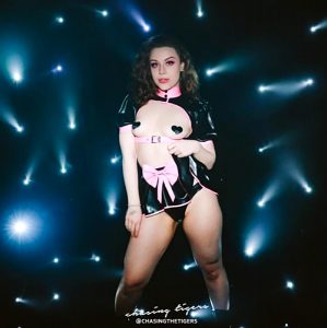 I Love Being Centre Of Attention!