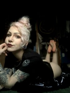 Love My New Outfit ! What You Think?😈😈