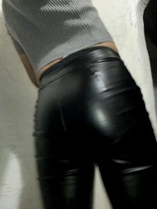 Leather Girl Ass 💕