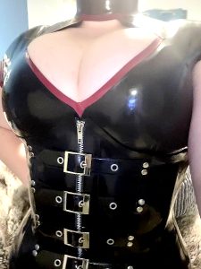 This Corset Matches Almost Everything 🥰