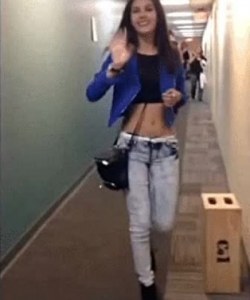 Victoria Justice – Shitty Phone Cam